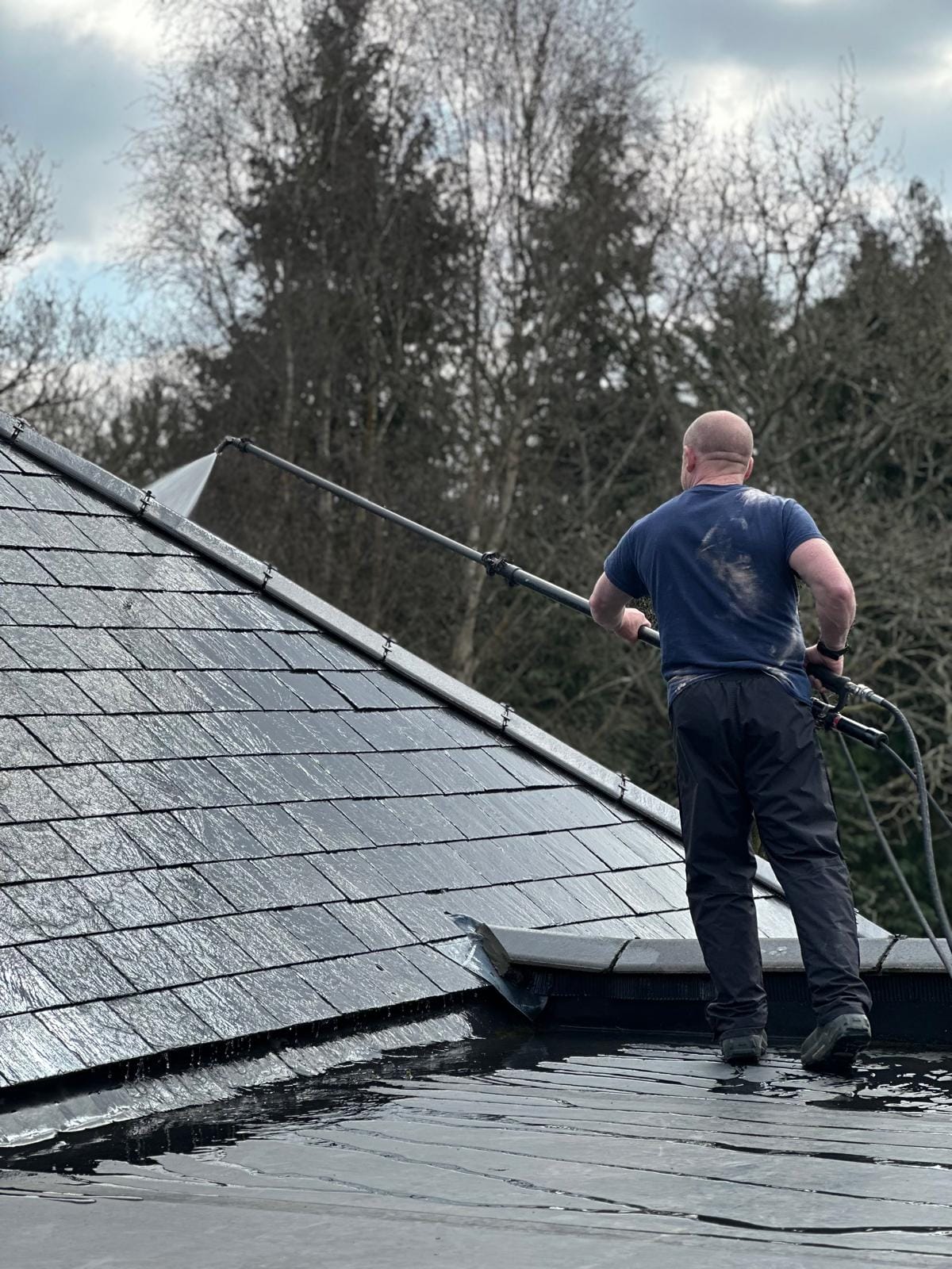 Roof Cleaning Service in Kent