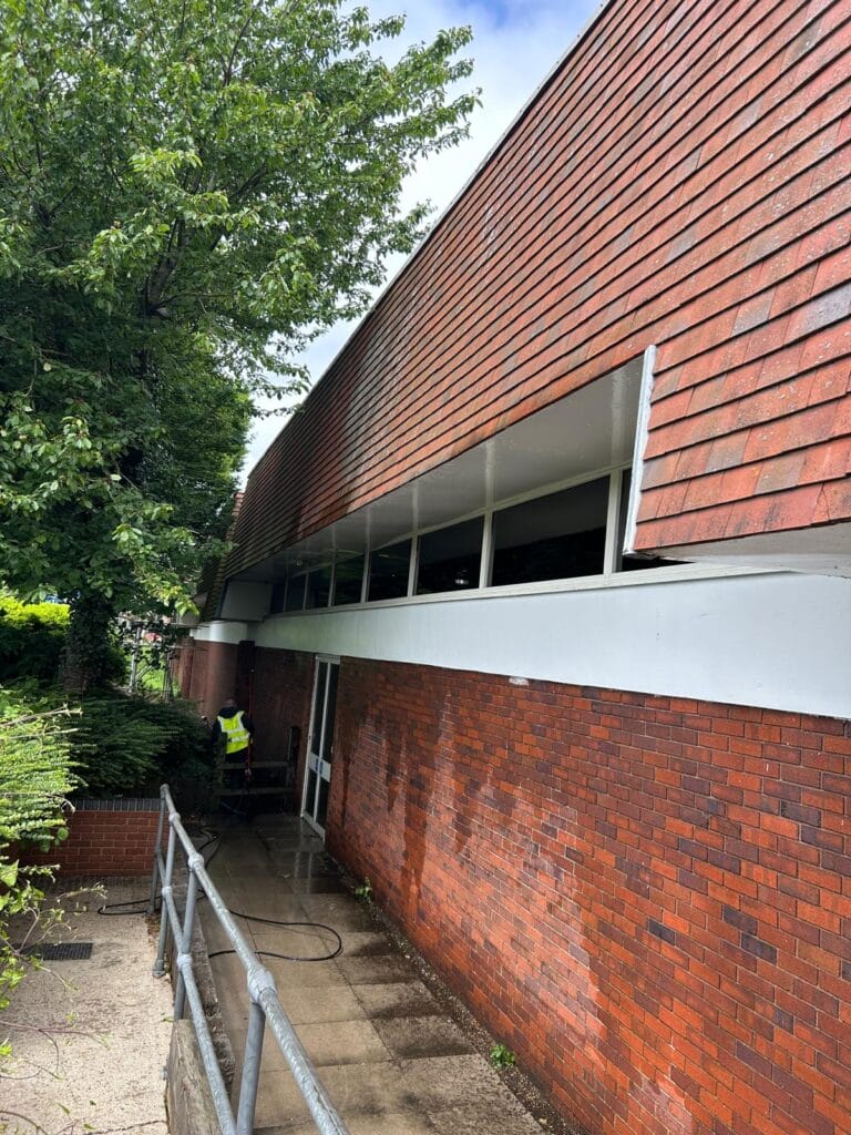 What are the benefits of exterior building cleaning